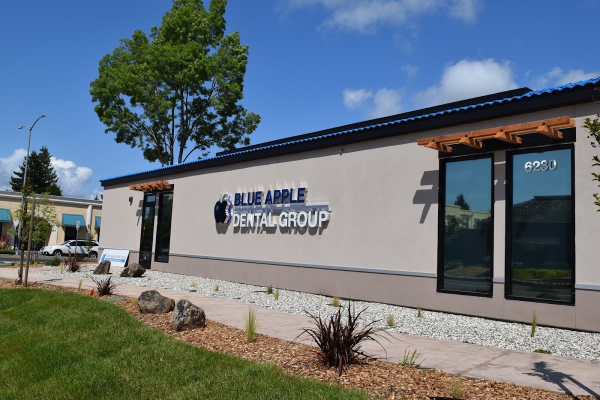 Blue Apple Dental Group photo 5