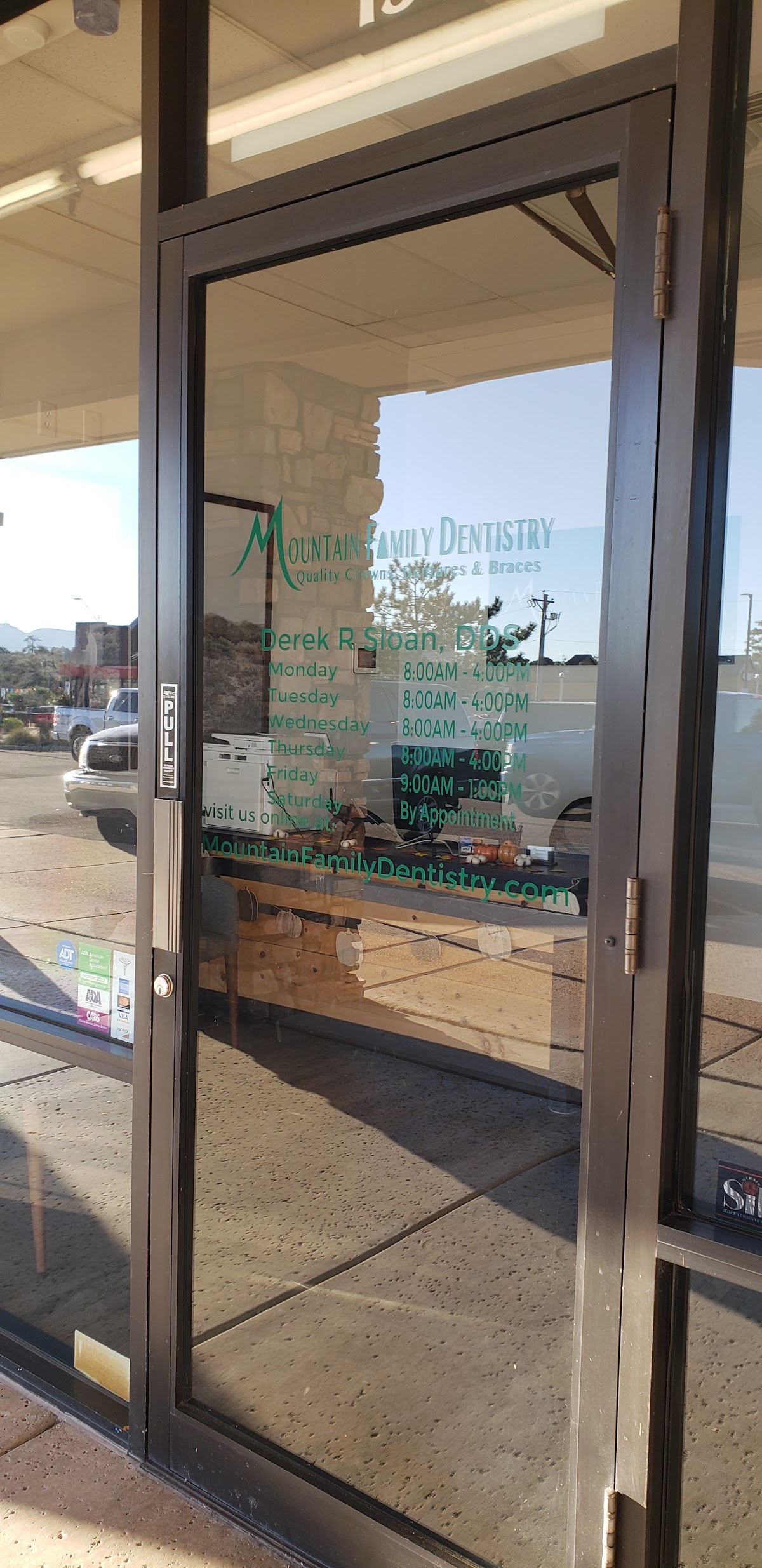 Mountain Family Dentistry - Quality Crowns, Dentures, and Braces photo 4