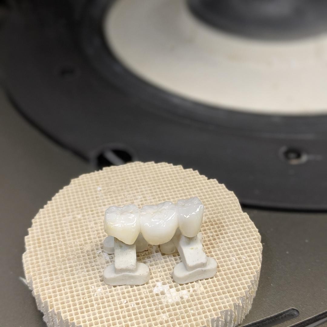 Technics Dental Laboratory photo 5