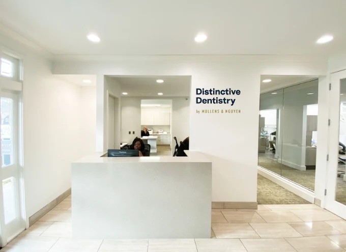 Distinctive Dentistry by Mullens & Nguyen photo 1