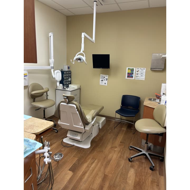 Dentalworks Anderson photo 1