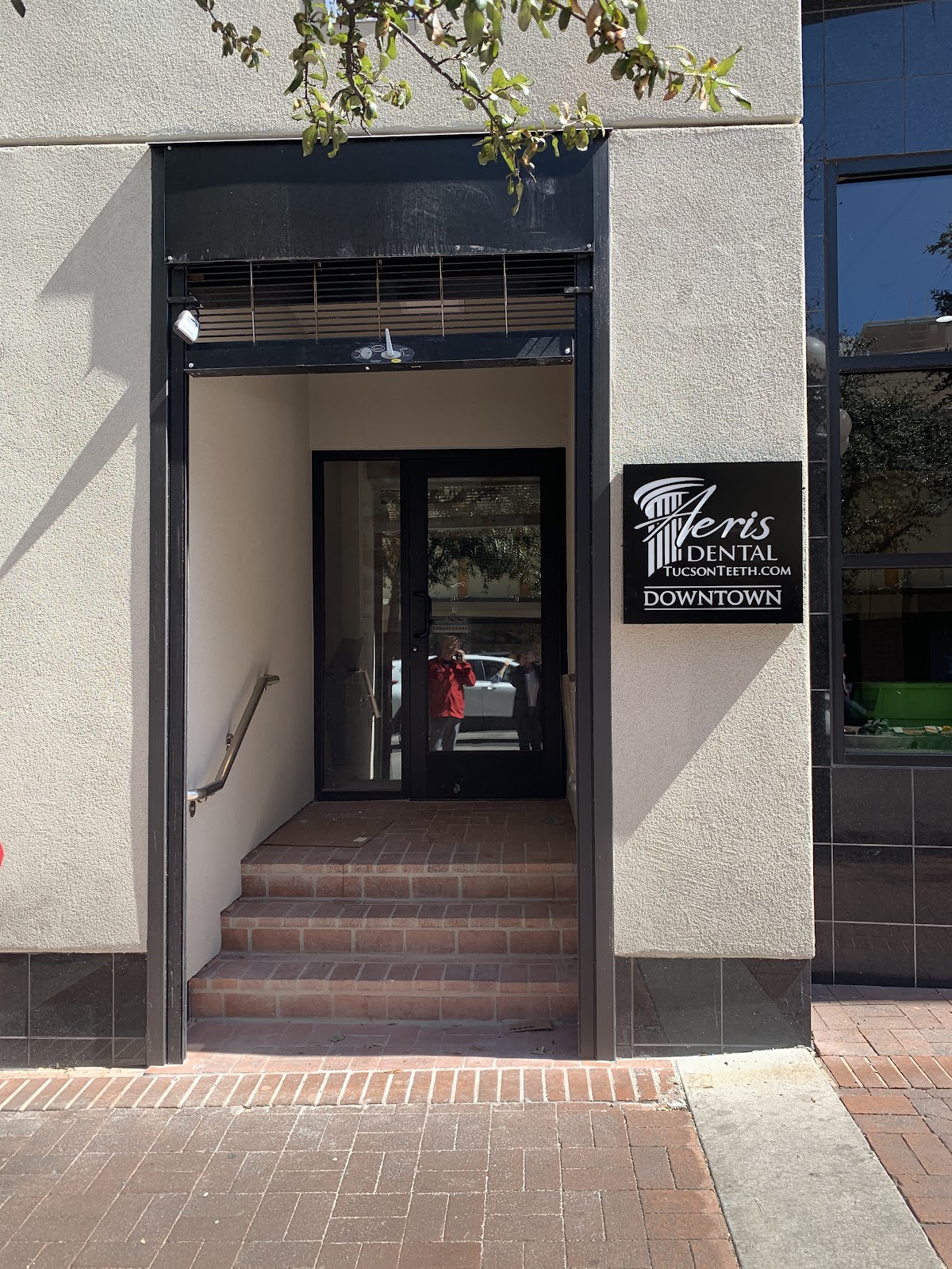Aeris Dental Downtown -- Downtown Dental Implants photo 2