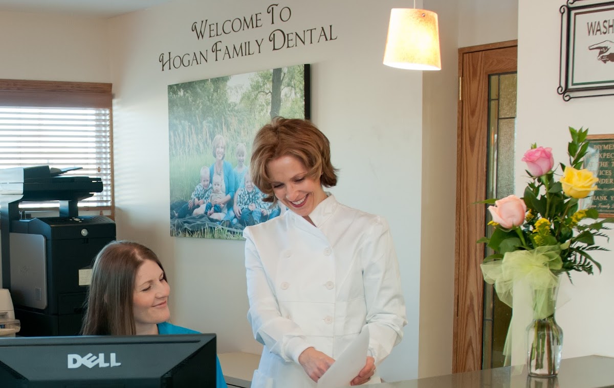 Robin Hogan, Rdh, DDS photo 2