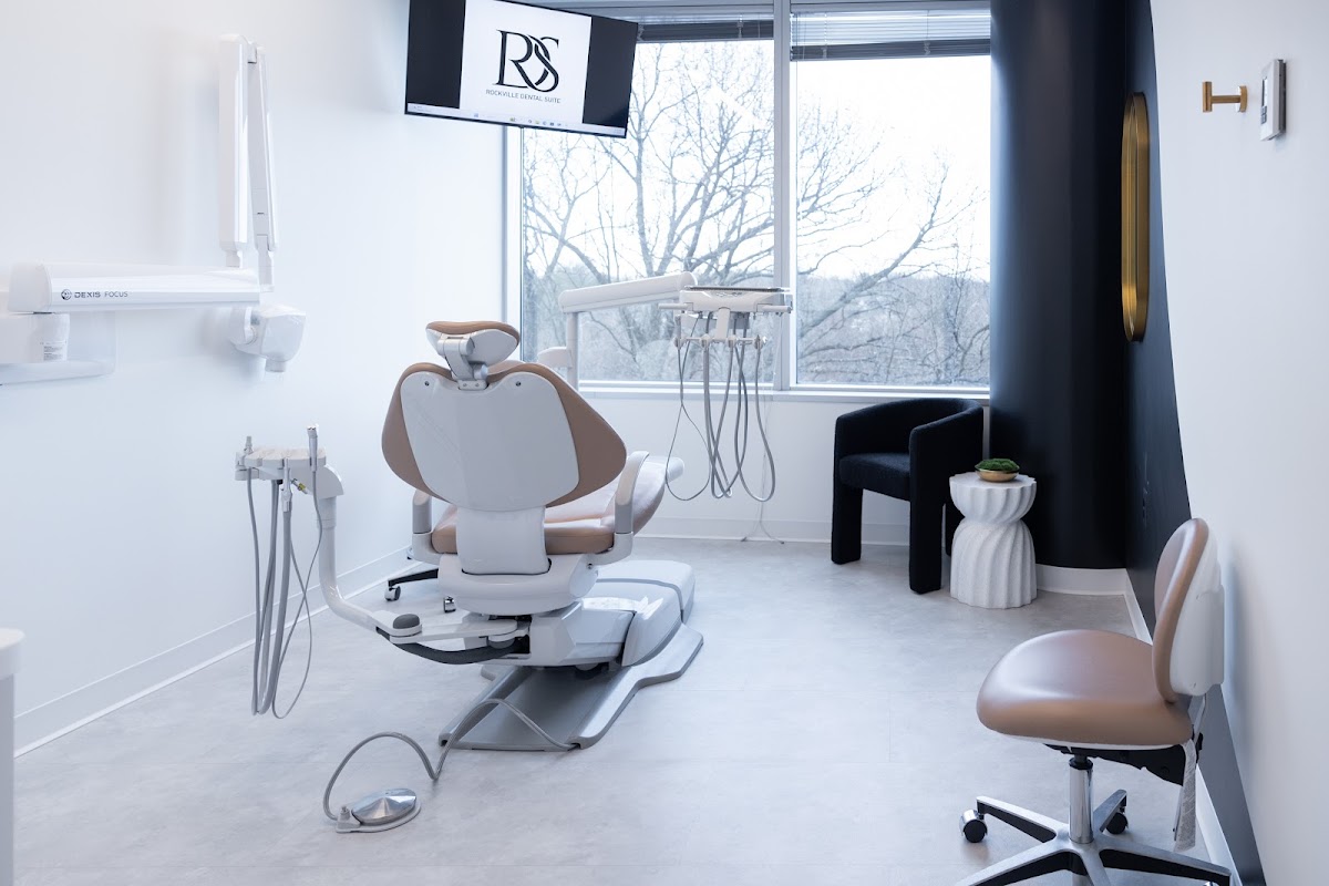 Rockville Dental Suite photo 2