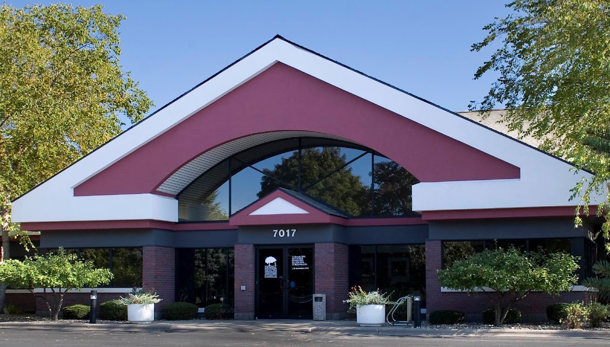 Periodontal & Implant Specialists of Madison - West Clinic photo 1