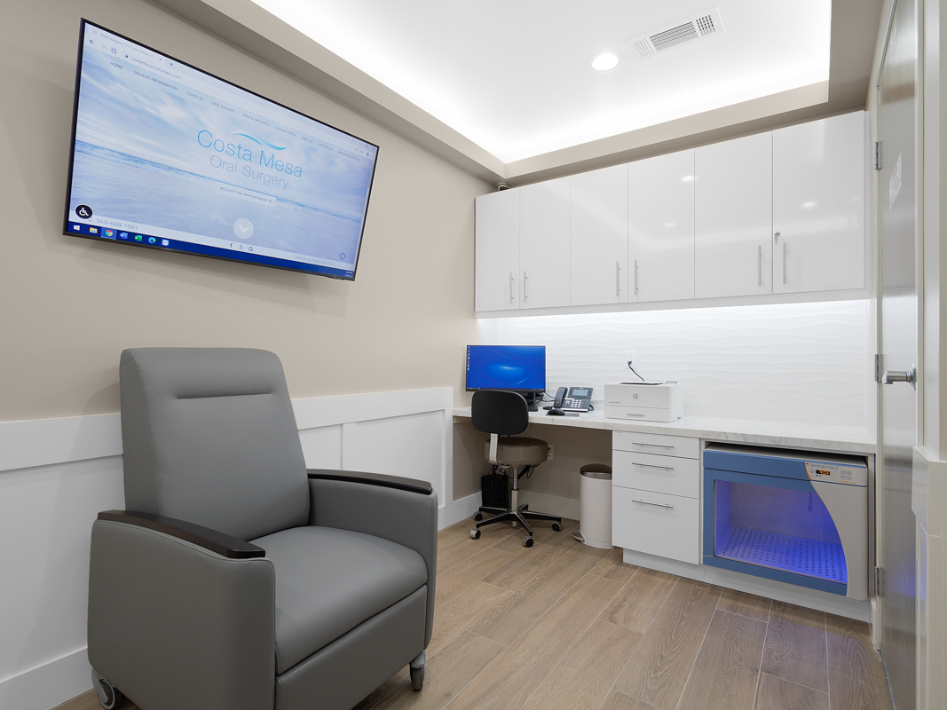 Costa Mesa Oral Surgery photo 6