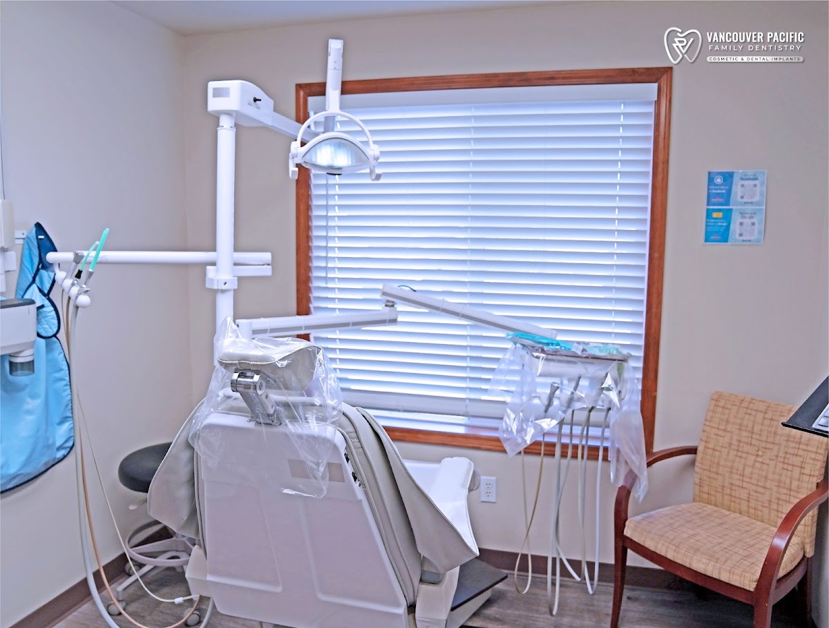 Vancouver Pacific Family Dentistry Cosmetic & Dental Implants photo 3