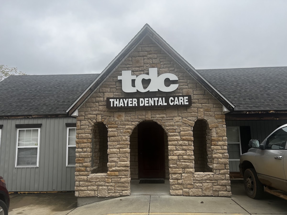 Moark Dental & Implants photo 1
