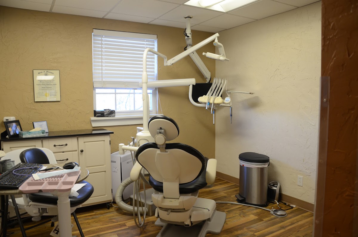 Moark Dental & Implants photo 2