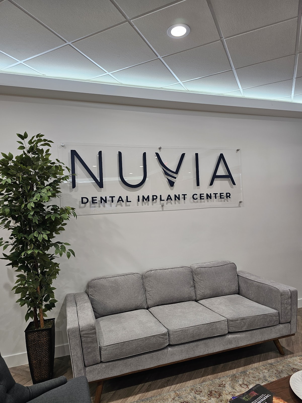 Nuvia Dental Implant Center - Encino photo 3