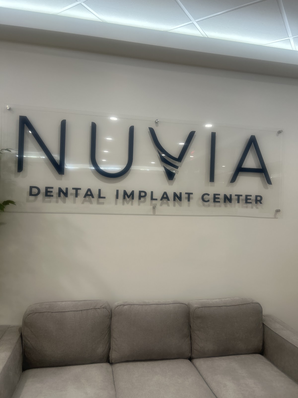 Nuvia Dental Implant Center - Encino photo 4