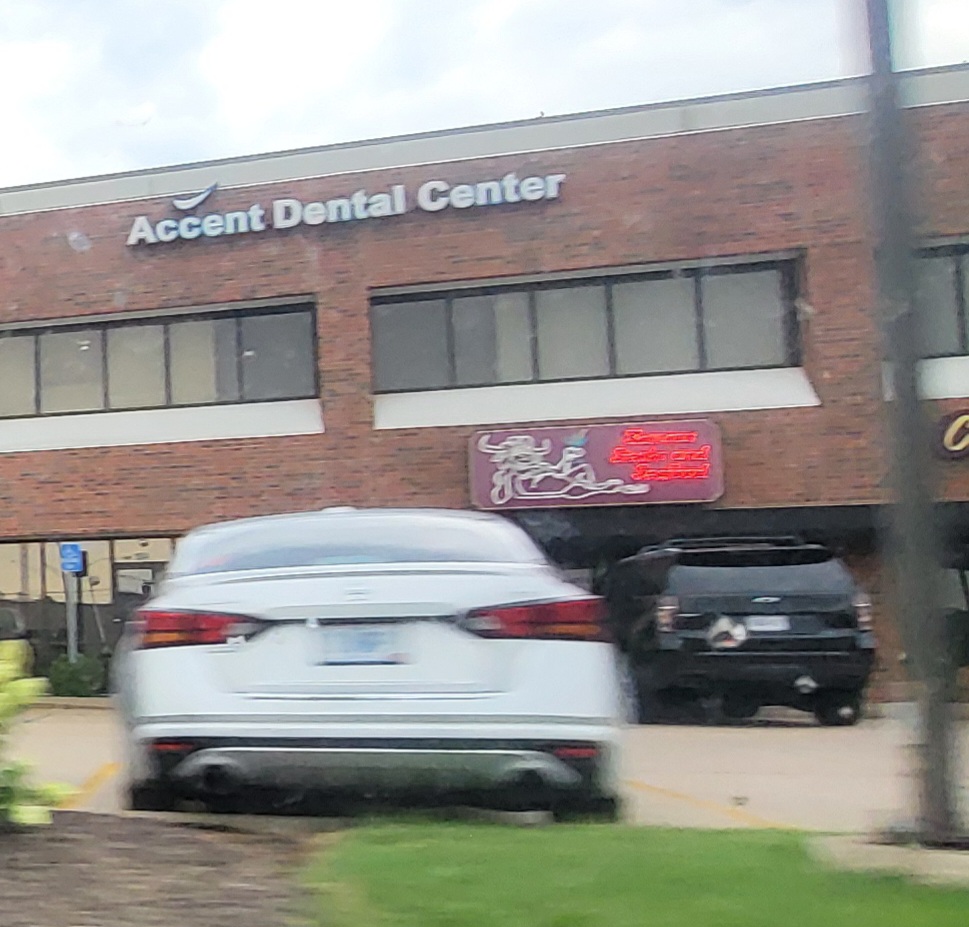 Accent Dental Center on Forum photo 3