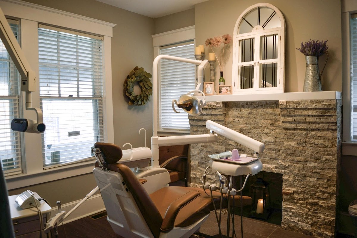 Dr. Ralff Center for Cosmetic & Implant Dentistry photo 3