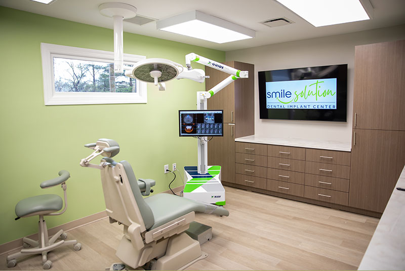 Smilesolution Dental Implant Center photo 2