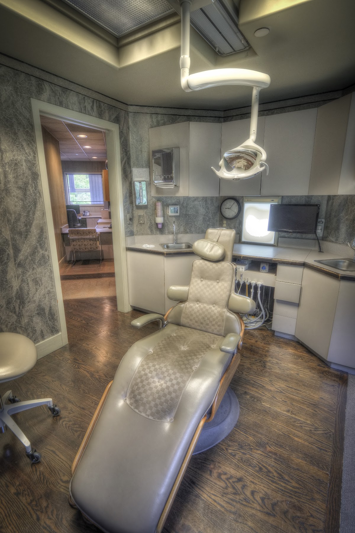 Implant & Periodontal Associates Nw photo 1