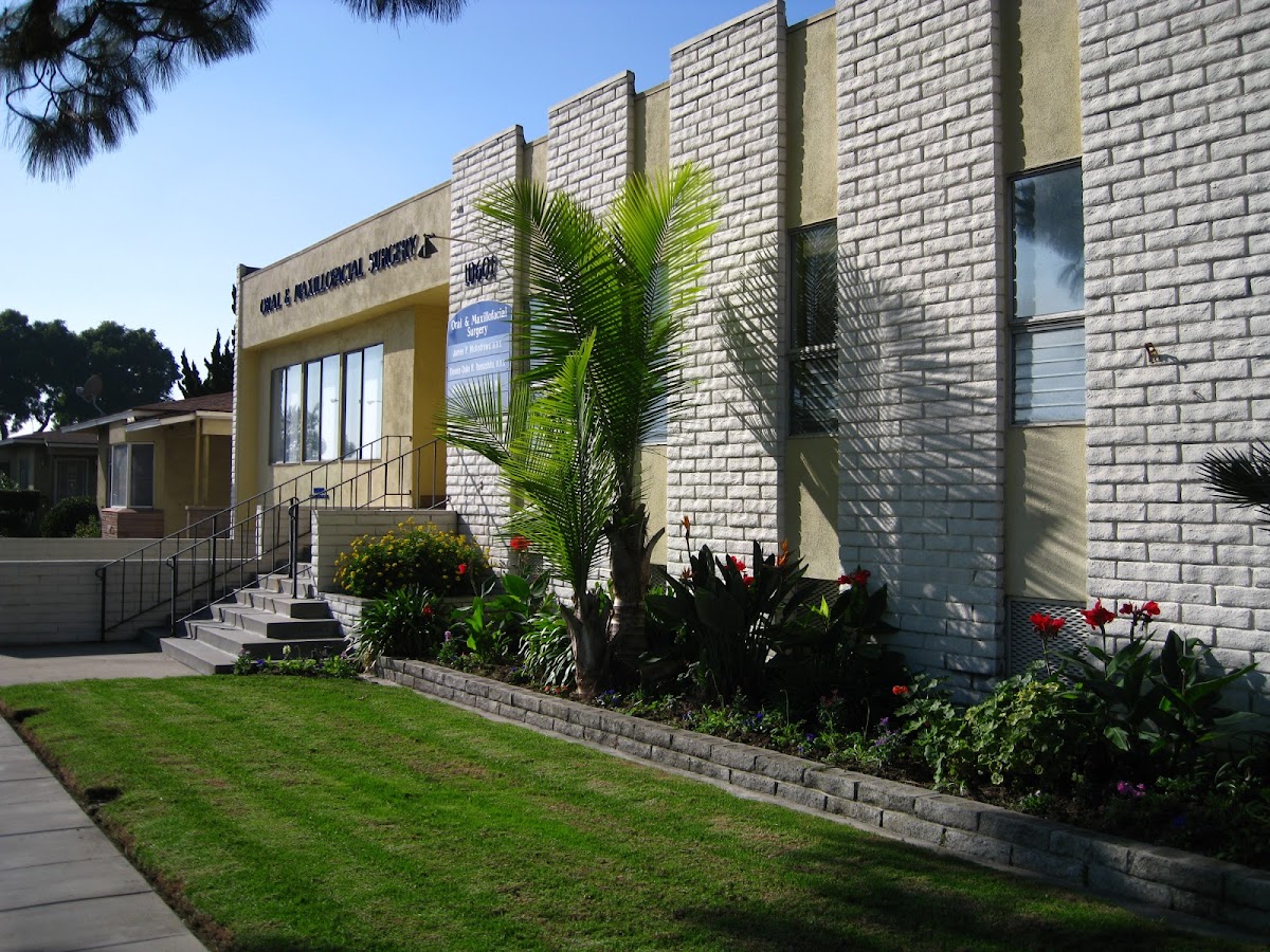 Downey Oral & Maxillofacial Surgery photo 4