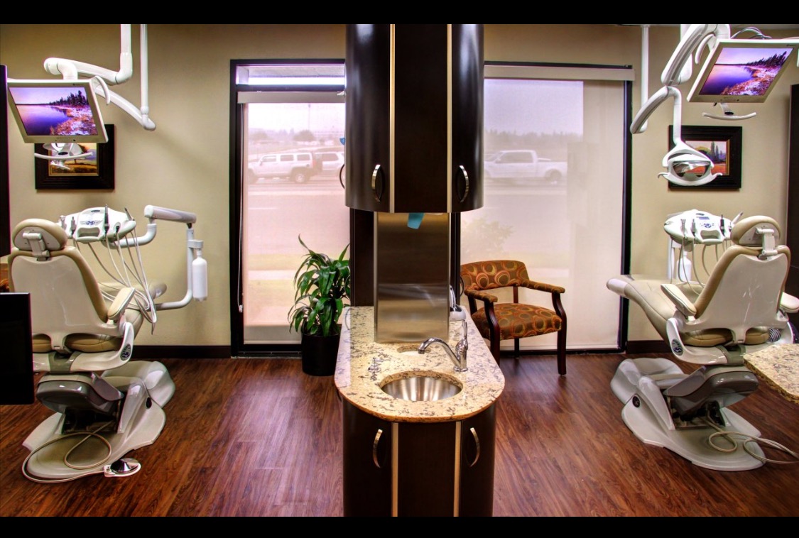 Sam Namdarian DMD, Fresno Smile Makeovers photo 4