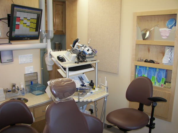 Creative Dental photo 3