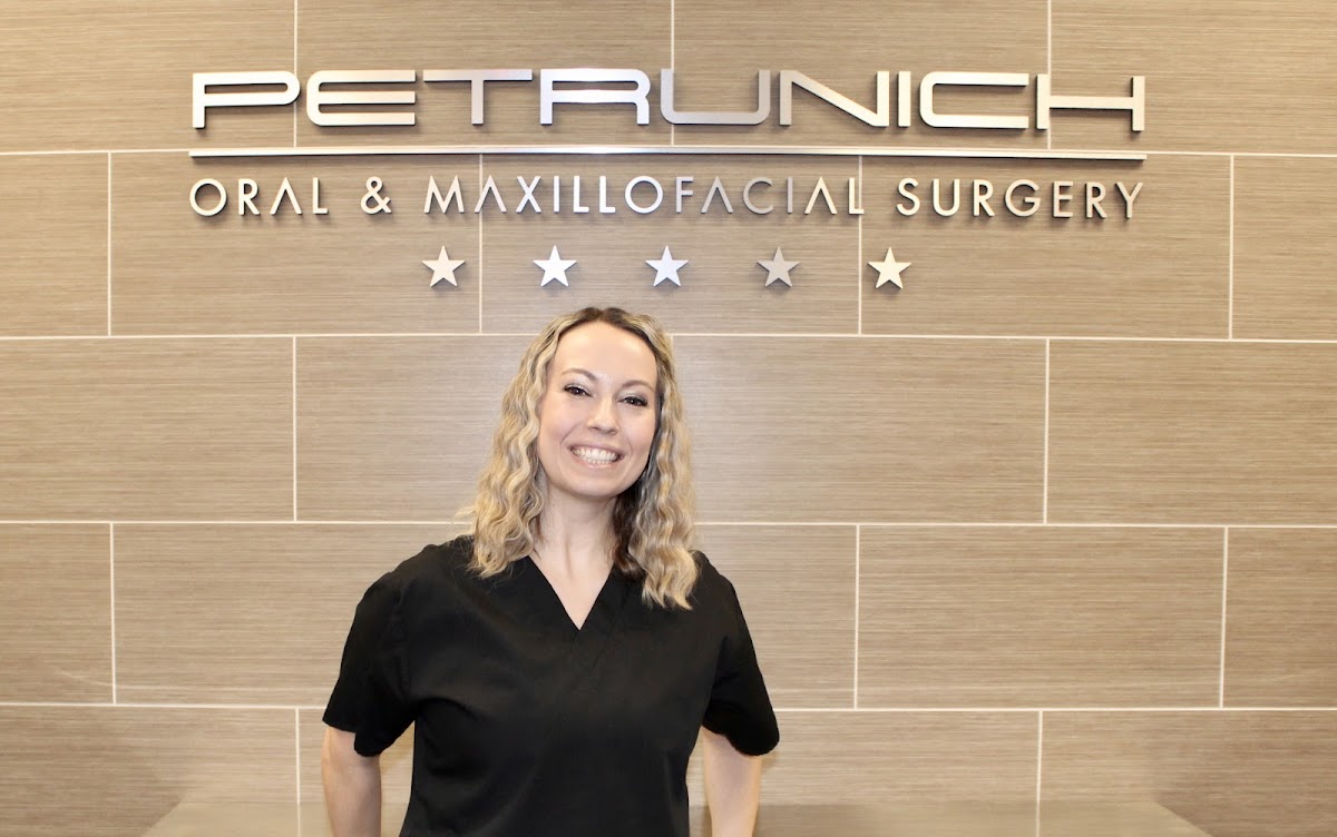 Petrunich Oral Surgery photo 5