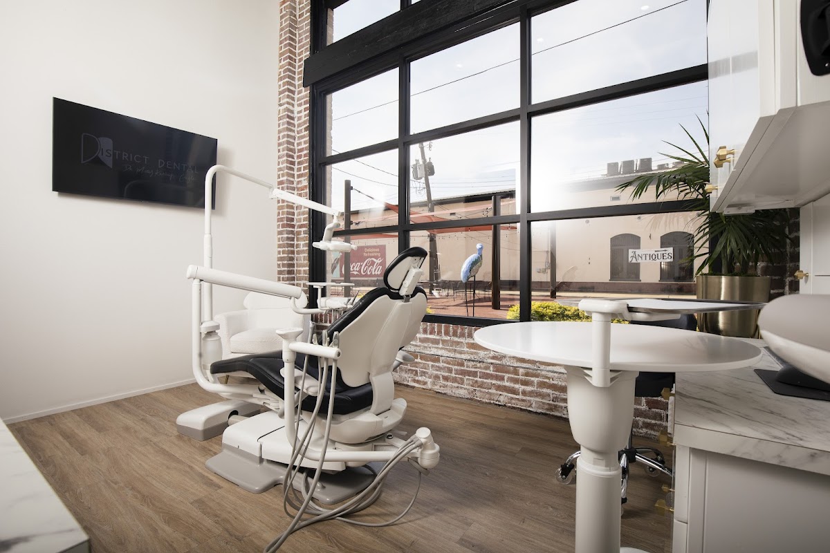 District Dental photo 2
