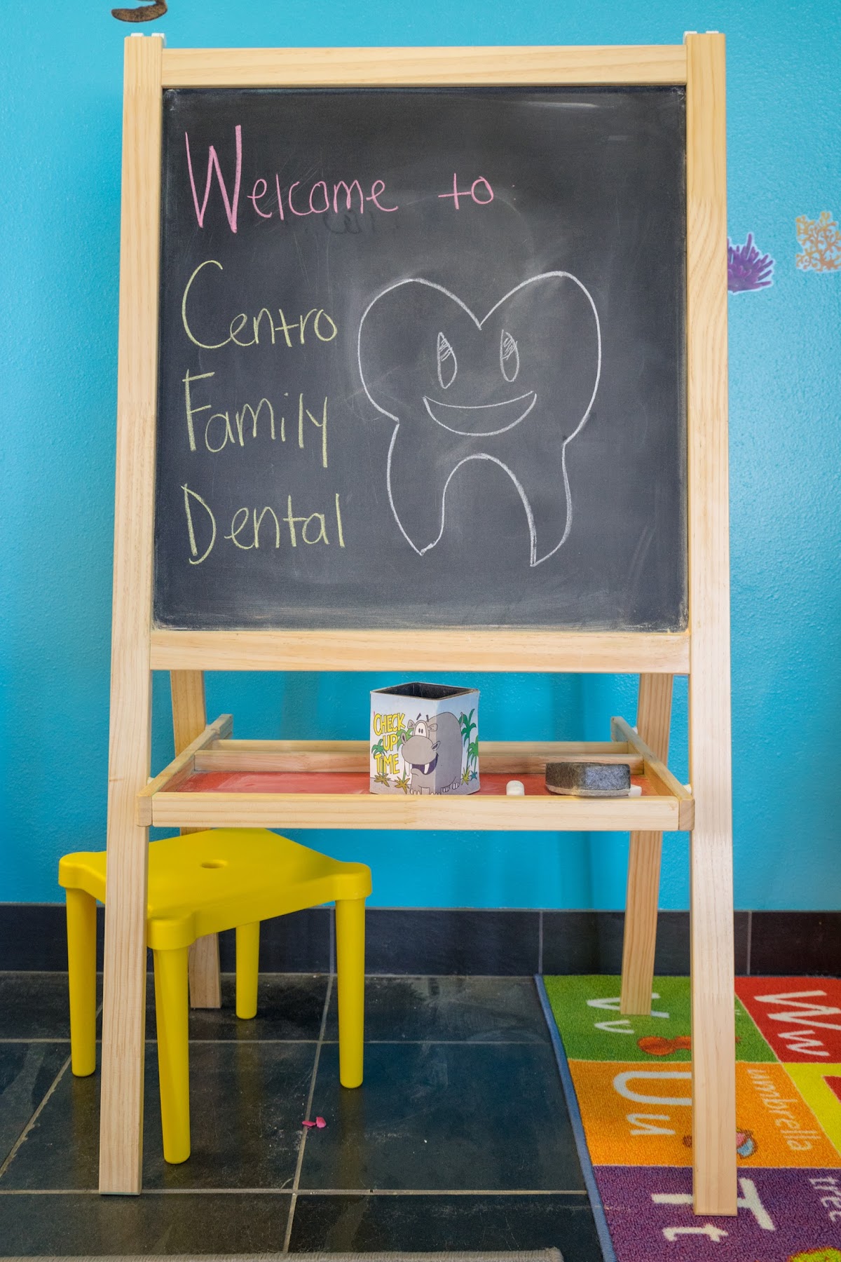 Centro Dental & Implants photo 4