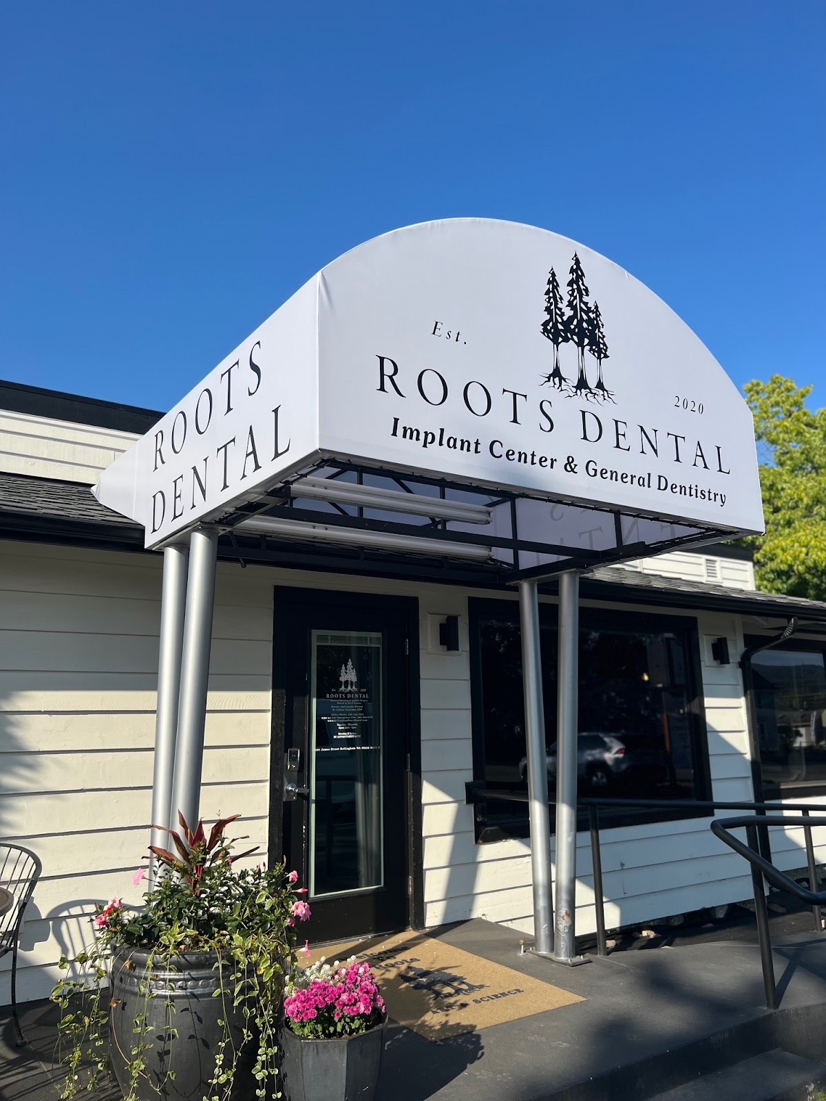 Roots Dental photo 1