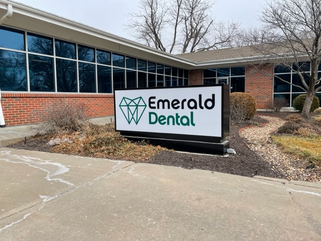 Emerald Dental photo 1