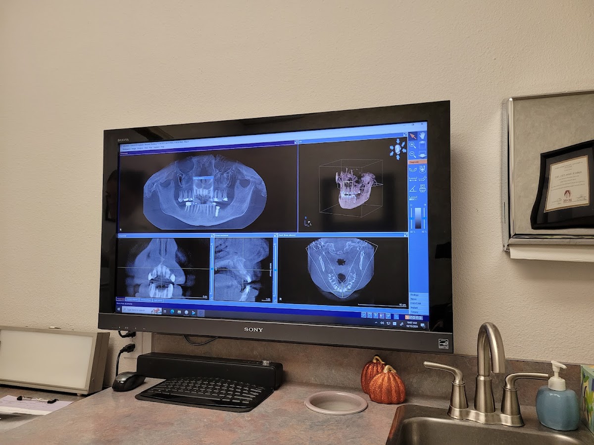 Olympia Oral and Maxillo-facial Surgery: Dr. Kelson photo 4