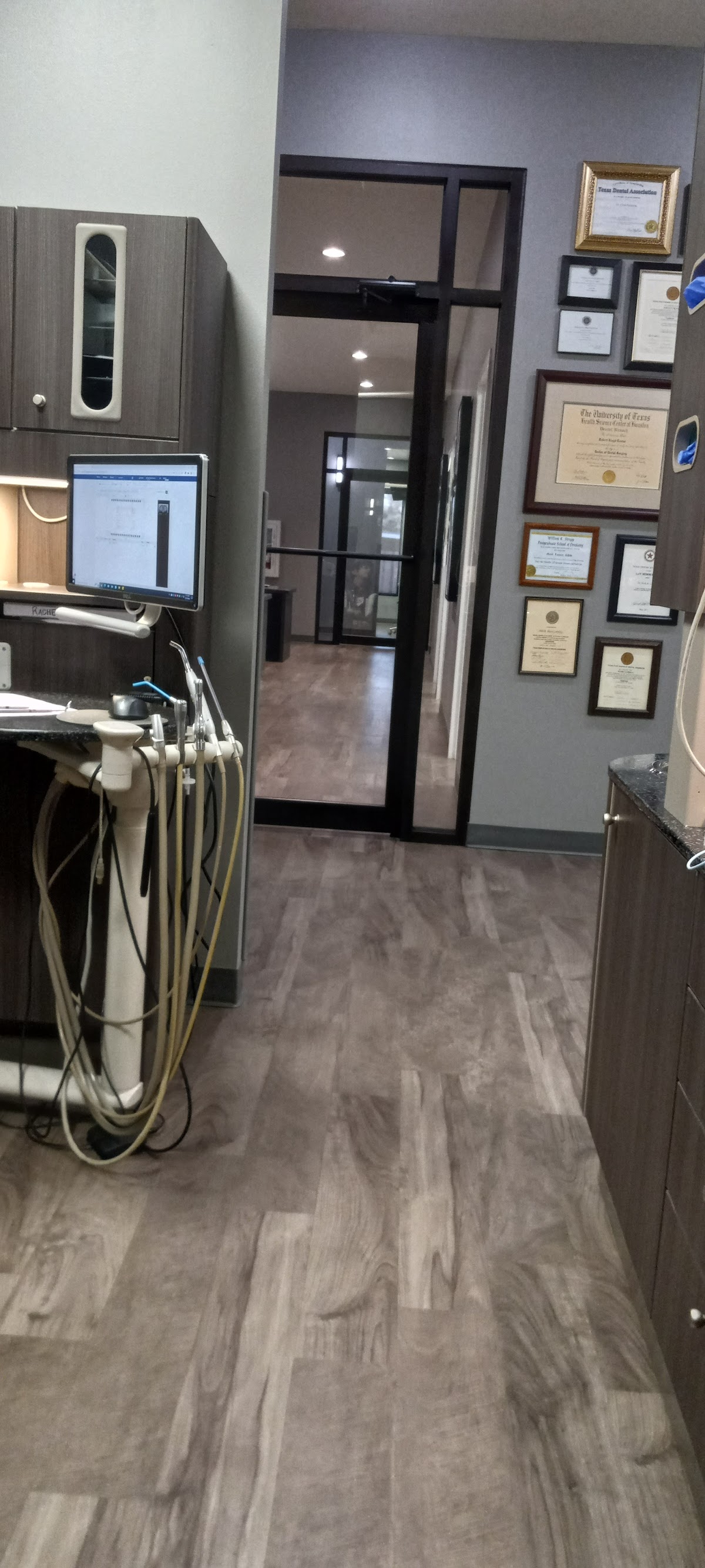 Eagle Dental Center photo 6
