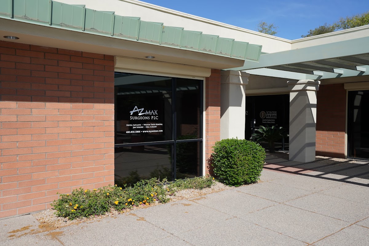 Az Max Surgeons Oral & Maxillofacial Surgeons, Dental Implants & Wisdom Teeth photo 2