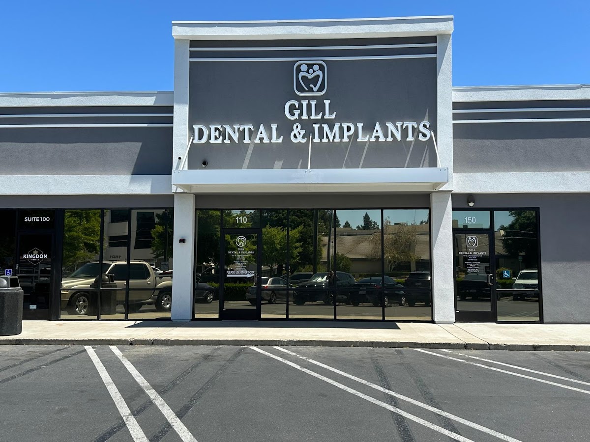 Gill Dental & Implants photo 1