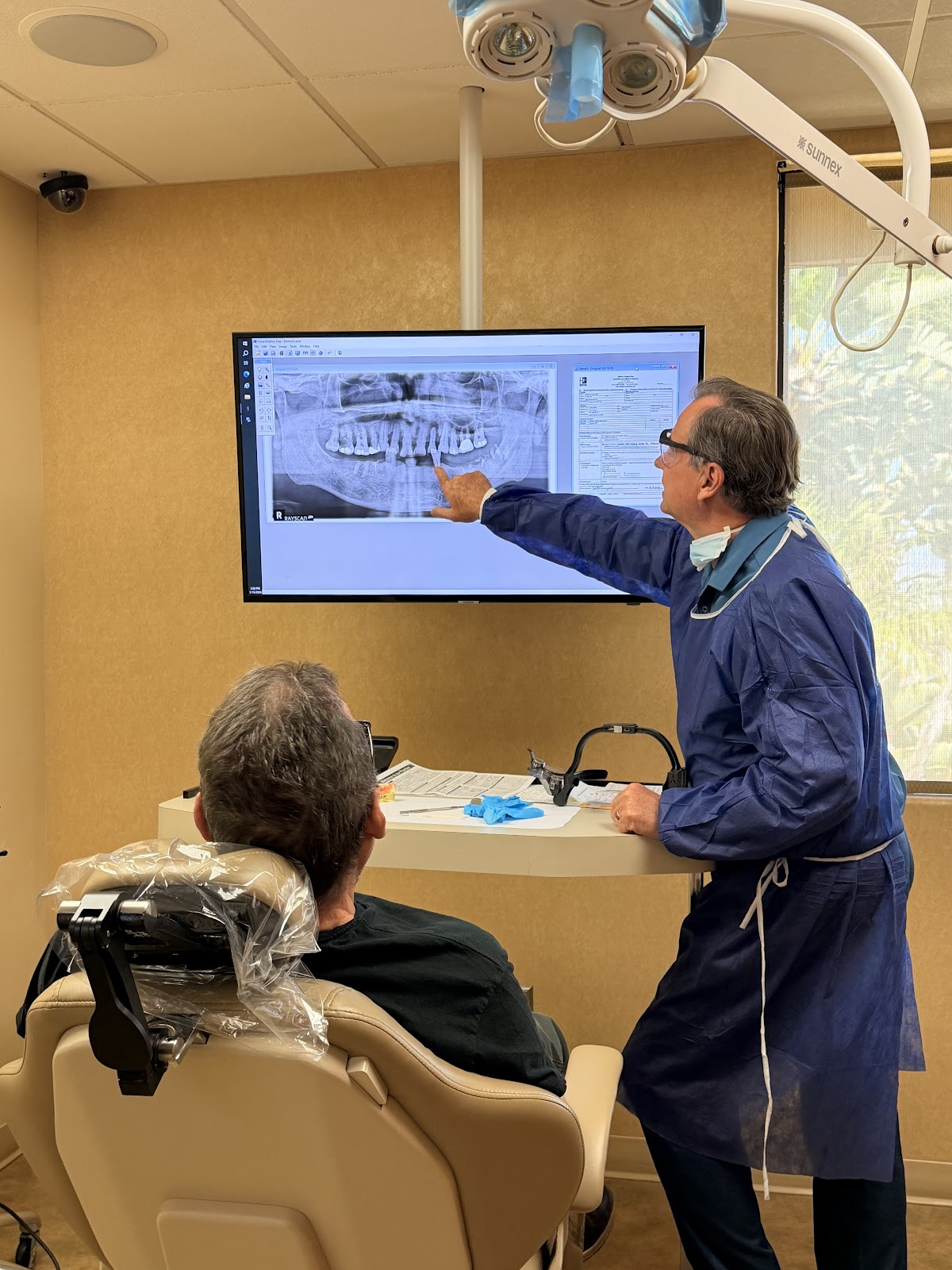 Fletcher Hills Dental Implant & Oral Surgery Center photo 4