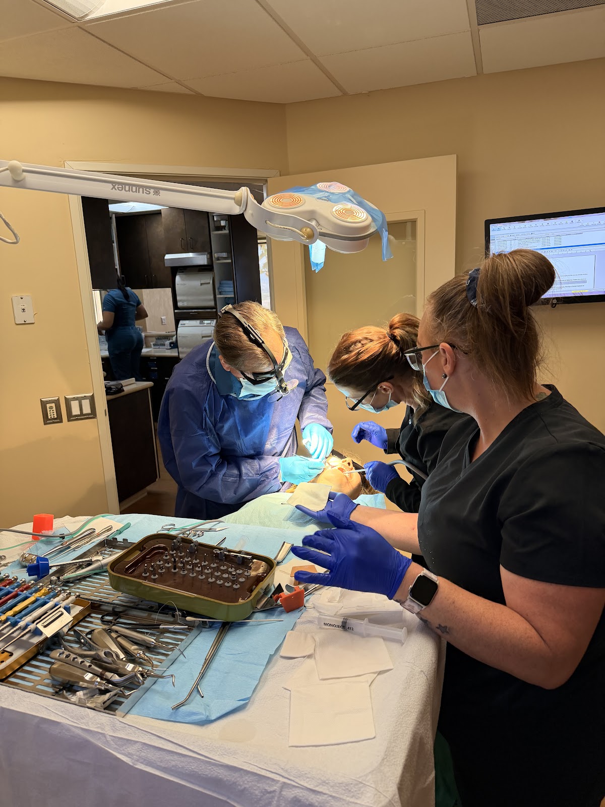 Fletcher Hills Dental Implant & Oral Surgery Center photo 5