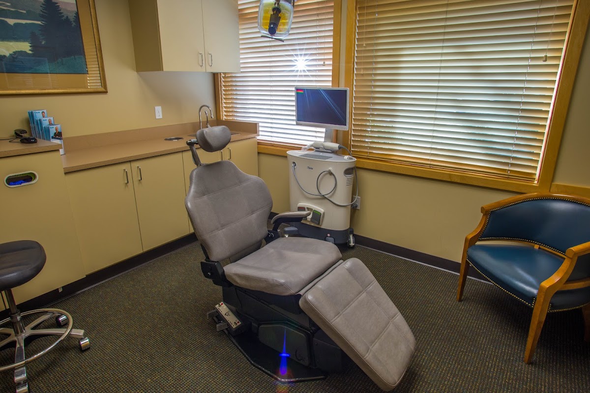 Pacific Northwest Oral & Maxillofacial Surgeons, Dental Implants & Wisdom Teeth photo 6