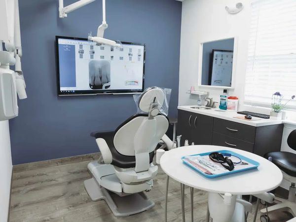 Alexandria Dental Center - a Multi-specialty Clinic | Specializing in Dental Implants, All on X, Invisalign, Braces, Veneer photo 3