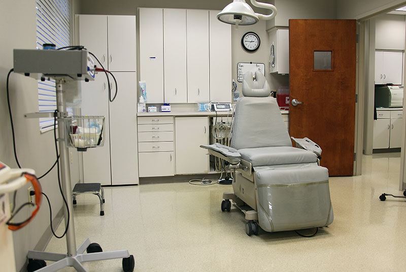 Institute of Jaw & Facial Surgery Dr. David C. Ash and Dr. R. Neil Sundheimer photo 3